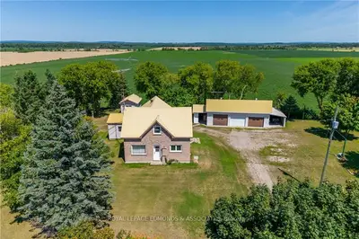 3726 MCLAUGHLIN Road, Whitewater Region, ON K8A 6W2