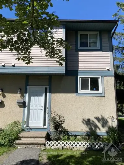 3250 UPLANDS Drive 29, Hunt Club - Windsor Park Village and Area, ON K1V 0C7