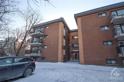 272 BEECHWOOD Avenue 3, Vanier and Kingsview Park, ON K1L 8A6