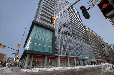 324 LAURIER Avenue W 1411, Ottawa Centre, ON K1P 0A4