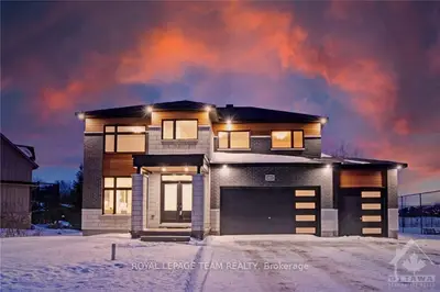 6922 SOUTH VILLAGE Drive, Greely - Metcalfe - Osgoode - Vernon and Area, ON K4P 0A4