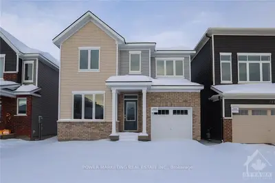 734 VENNECY Terrace, Orleans - Convent Glen and Area, ON K1W 0N3