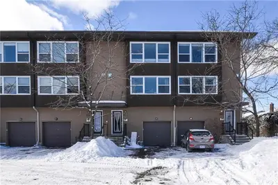 320B BOUDREAU Street, Vanier and Kingsview Park, ON K1L 0A7