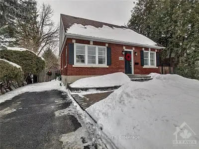 845 DUNDEE Avenue, Britannia Heights - Queensway Terrace N and Area, ON K2B 5S8