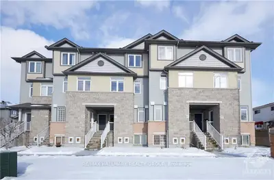 961 Cummings Avenue, Cyrville - Carson Grove - Pineview, ON K1J 7R9