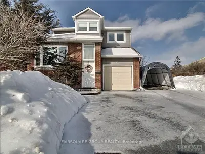 2 GREENBORO Crescent, Hunt Club - South Keys and Area, ON K1T 1W5