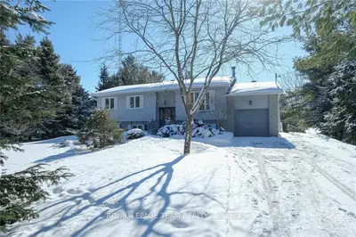 10124 FRENCH SETTLEMENT Road, North Dundas, ON K0G 1J0