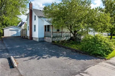 14 STRACHAN Avenue, South Stormont, ON K0C 1P0