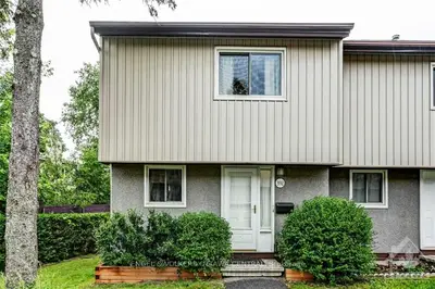 392 WOODFIELD Drive, Tanglewood - Grenfell Glen - Pineglen, ON K2G 3W9