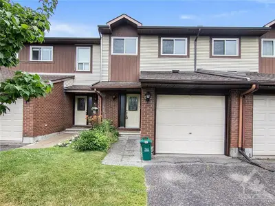 468 SANDHAMN, Hunt Club - South Keys and Area, ON K1T 2Z4