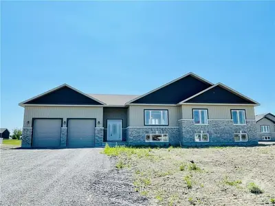 24 ISOBEL MCEWAN Street, McNab/Braeside, ON K7S 3G8