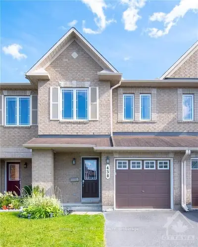 438 GOLDENBROOK Way, Orleans - Cumberland and Area, ON K4A 0J8
