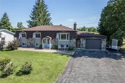 3517 MARYDALE Avenue, South Stormont, ON K6K 1P3