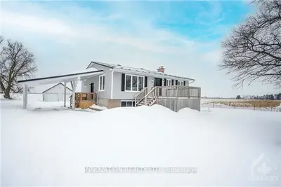781 DONALD B MUNRO Drive, Carp - Huntley Ward, ON K0A 1L0