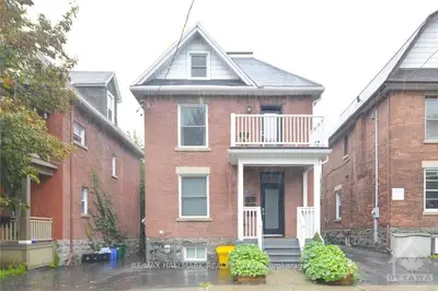 212 FLORA Street 2, Ottawa Centre, ON K1R 5R7