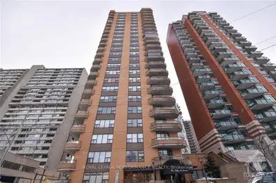 556 LAURIER Avenue W 1605, Ottawa Centre, ON K1R 7X2