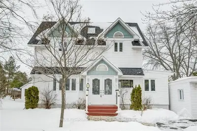15 MYRLE Avenue, Crystal Bay - Rocky Point - Bayshore, ON K2H 8E5