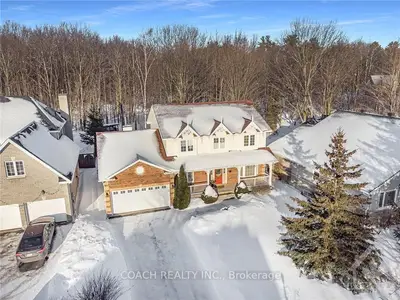 175 INNISKILLIN Drive, Carp - Huntley Ward, ON K0A 1L0