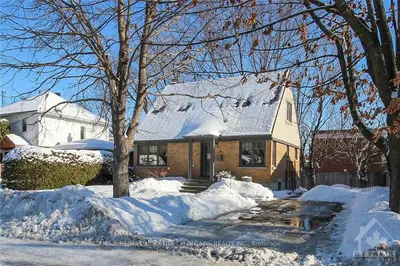 6 Jeffrey Avenue, Manor Park - Cardinal Glen and Area, ON K1K 0E2
