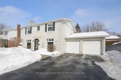 12 GLENBROOK Way, South of Baseline to Knoxdale, ON K2G 0V2