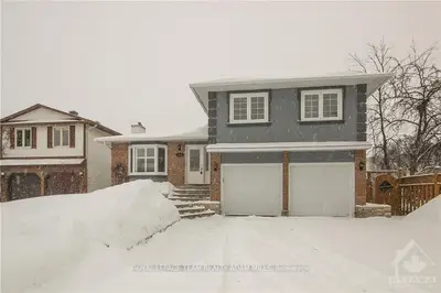 1202 BORDEAU Grove, Orleans - Convent Glen and Area, ON K1C 2M7
