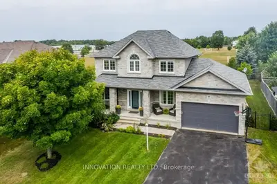 59 FRANCES COLBERT Avenue, Carp - Huntley Ward, ON K0A 1L0