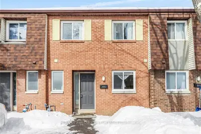 3137 OLYMPIC Way, Blossom Park - Airport and Area, ON K1T 1Y7