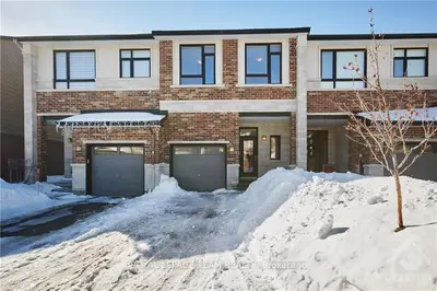 613 Guernsey Place, Blossom Park - Airport And Area, On K4m 0e2