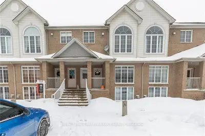 1701 BLOHM Drive 11, Hunt Club - South Keys and Area, ON K1G 6N6