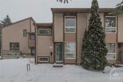 1855 STONEHENGE Crescent, Cyrville - Carson Grove - Pineview, ON K1B 4N7