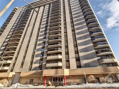 470 LAURIER Avenue W 804, Ottawa Centre, ON K1R 7W9
