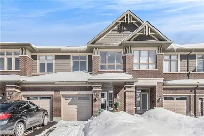 212 HAWKESWOOD Drive, Blossom Park - Airport and Area, ON K4M 0E5