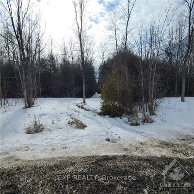 CON 5 S PT LOT 10 BANK Street, Greely - Metcalfe - Osgoode - Vernon and Area, ON K4P 1H7