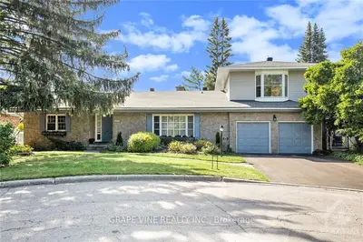1281 PARKHILL Circle, Alta Vista and Area, ON K1H 6K2