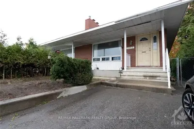 1877 WALKLEY Road A, Alta Vista and Area, ON K1H 6X9