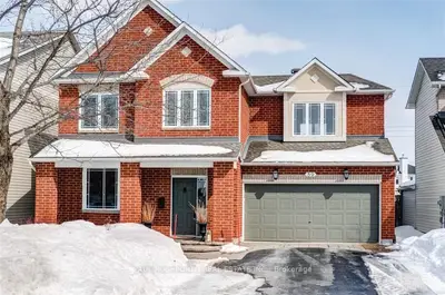 59 BLUEBELL Street, Orleans - Cumberland and Area, ON K4A 4Z3