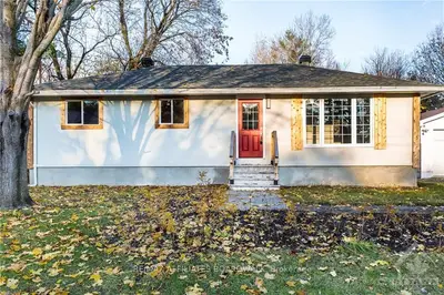 43 A Norway Spruce Street, Stittsville - Munster - Richmond, On K2s 1p5