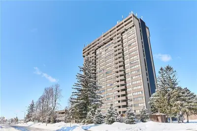 1285 CAHILL Drive 205, Hunt Club - South Keys and Area, ON K1V 9A7