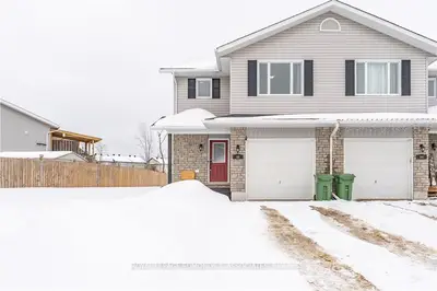 56 WINSTON Avenue, Petawawa, ON K8H 0C1