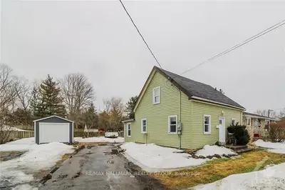 129 BROADWAY Avenue, Brockville, ON K6V 1V2