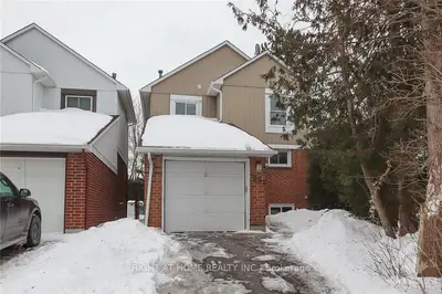 86 GREENBORO Crescent, Hunt Club - South Keys and Area, ON K1T 1W5