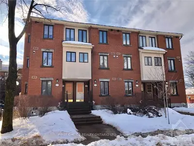 204 ALVIN Road, Manor Park - Cardinal Glen and Area, ON K1K 2V1
