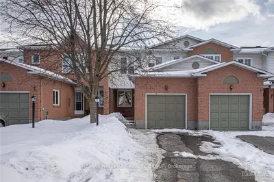 8 RAVENSCROFT Court, Stittsville - Munster - Richmond, ON K2S 1R3