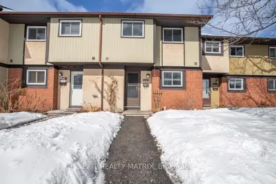 6189 BROOKSIDE Lane, Orleans - Convent Glen and Area, ON K1C 2K6