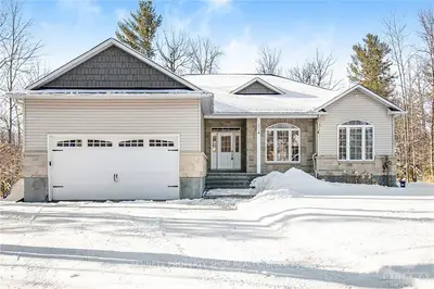 124 Eagle Creek Court, Constance Bay - Dunrobin - Kilmaurs - Woodlawn, On K0a 1t0