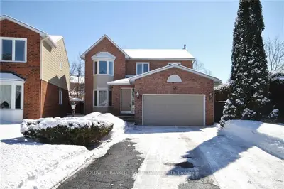 33 NORWICH Way, South of Baseline to Knoxdale, ON K2G 5R3