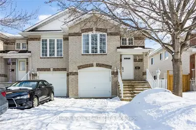72 WHALINGS Circle, Stittsville - Munster - Richmond, ON K2S 1S4