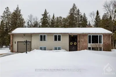 3089 Old Almonte Road, Carp - Huntley Ward, ON K0A 1L0