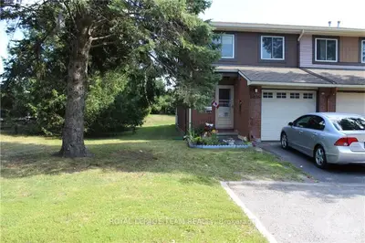 6406 MARY JANE Crescent 27, Orleans - Convent Glen and Area, ON K1C 3C2