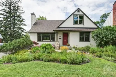 499 Neighbourhood Way, Alta Vista And Area, On K1g 0j3